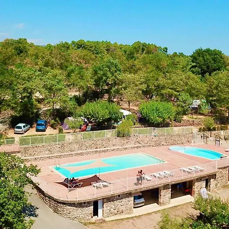 6 Personnes Avec Terrasse A - Api-1-52-1097 * Lablachere